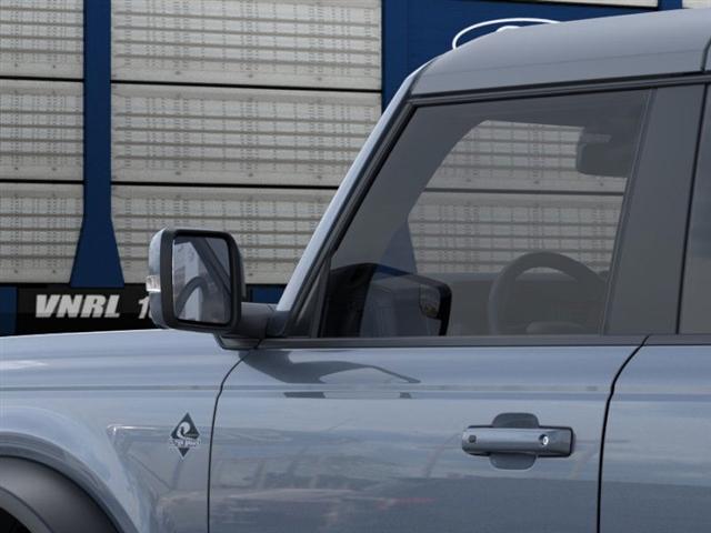 Photo of 2025 Azure Gray Metallic Ford Bronco