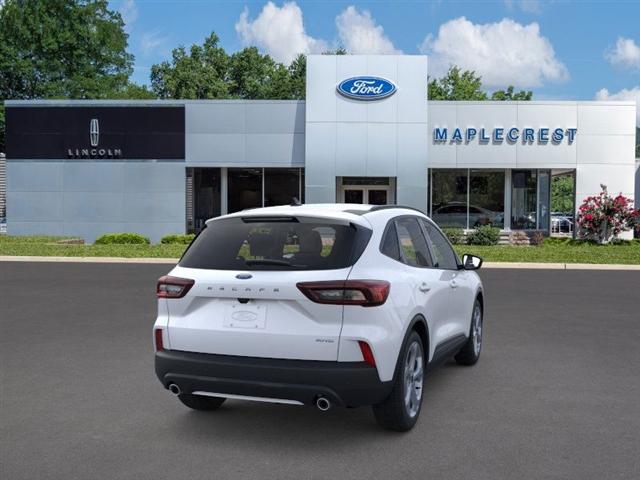 Photo of 2025 Space Silver Ford Escape