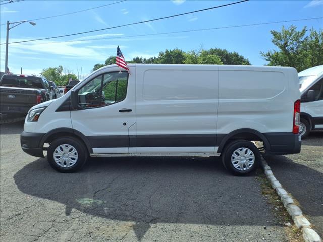 Photo of 2023 Oxford White Ford Transit-250