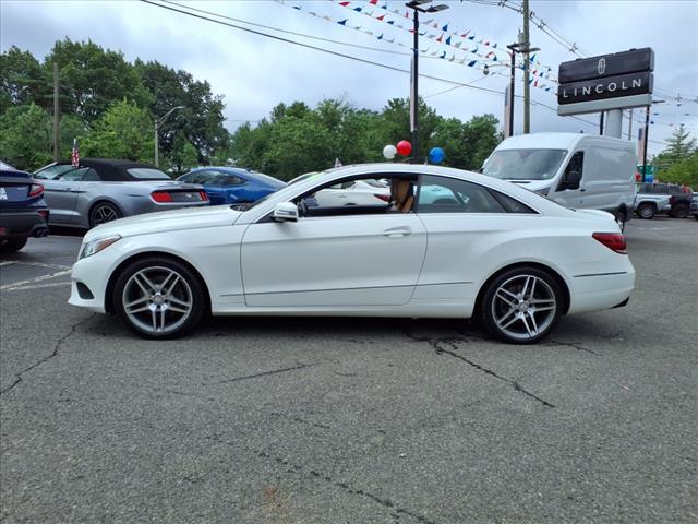 Photo of 2015 White Mercedes-Benz E-Class
