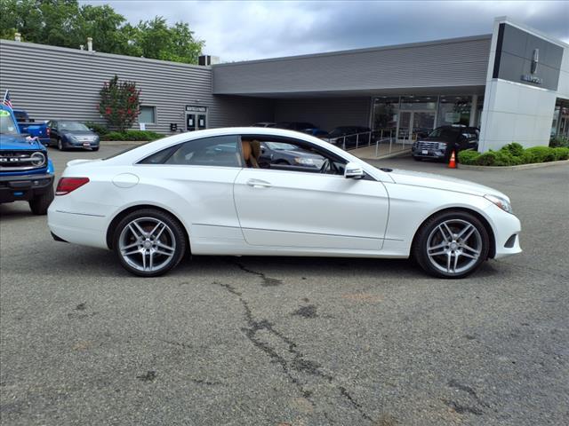 Photo of 2015 White Mercedes-Benz E-Class