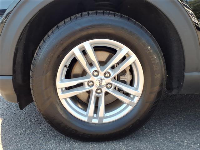 Photo of 2022 Agate Black Metallic Ford Explorer