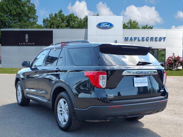 Photo of 2022 Agate Black Metallic Ford Explorer
