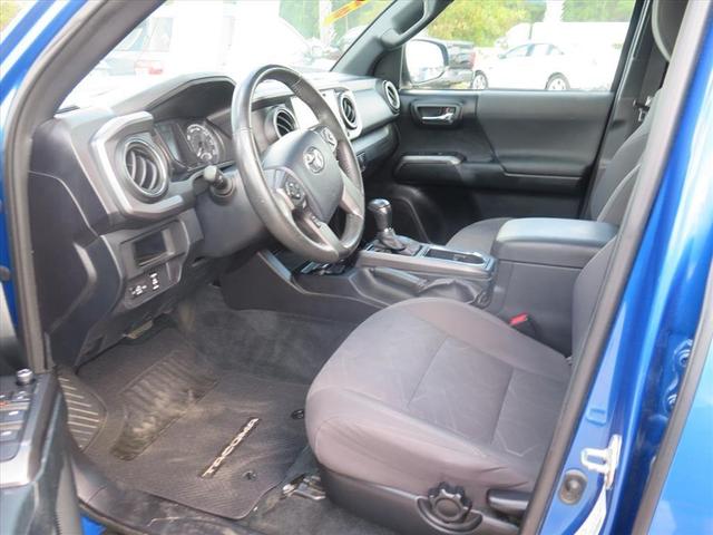 Photo of 2016 Blazing Blue Pearl Toyota Tacoma