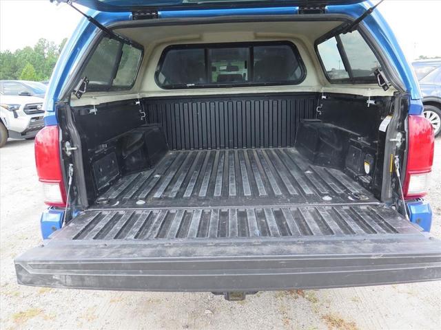 Photo of 2016 Blazing Blue Pearl Toyota Tacoma