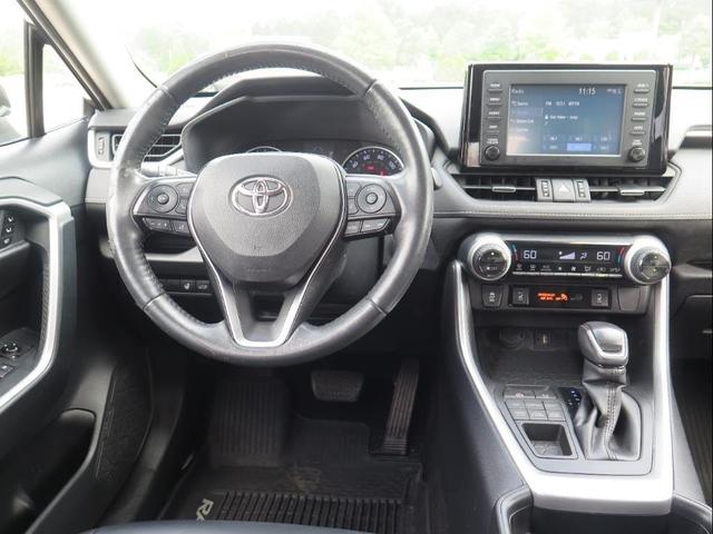 Photo of 2019 Magnetic Gray Metallic Toyota RAV4
