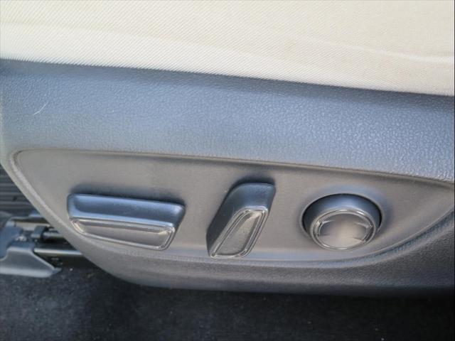 Photo of 2023 Lunar Rock Toyota RAV4