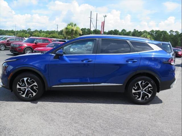 Photo of 2025 Sapphire Blue Kia Sportage