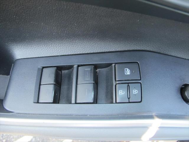 Photo of 2020 Magnetic Gray Metallic Toyota Highlander