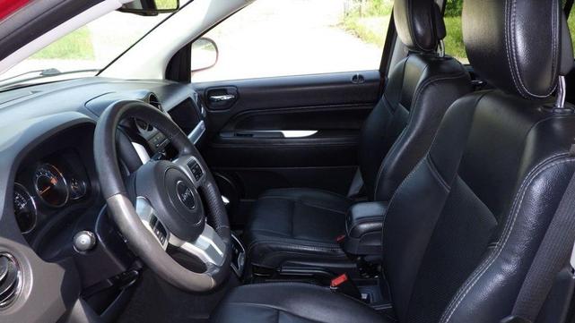 Photo of 2015 Maroon Jeep Compass