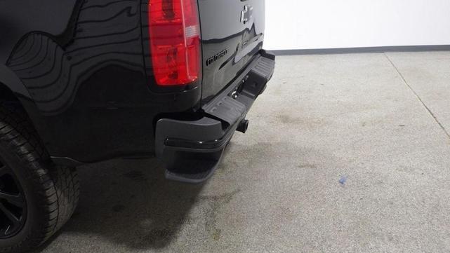 Photo of 2019 Black Chevrolet Colorado