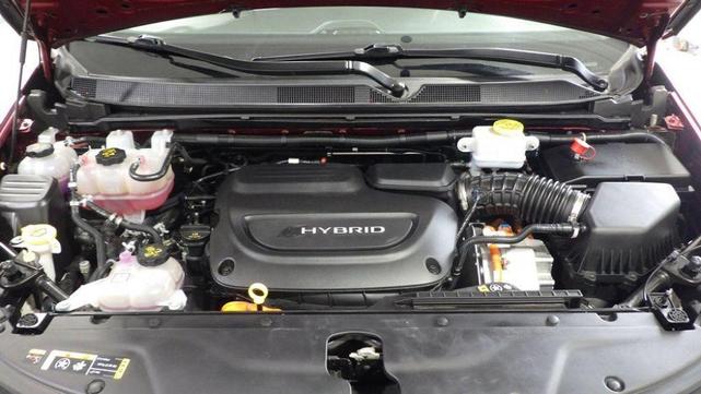 Photo of 2022 Burgundy Chrysler Pacifica Hybrid