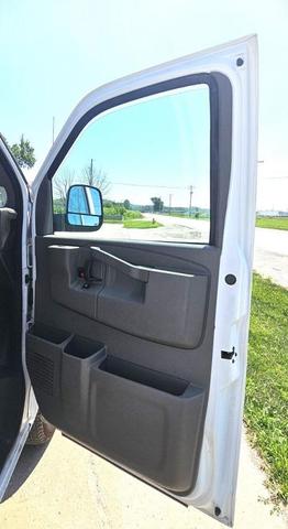 Photo of 2021 White GMC Savana 2500