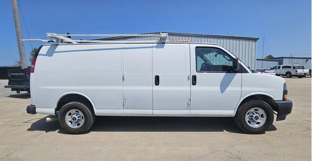 Photo of 2021 White GMC Savana 2500