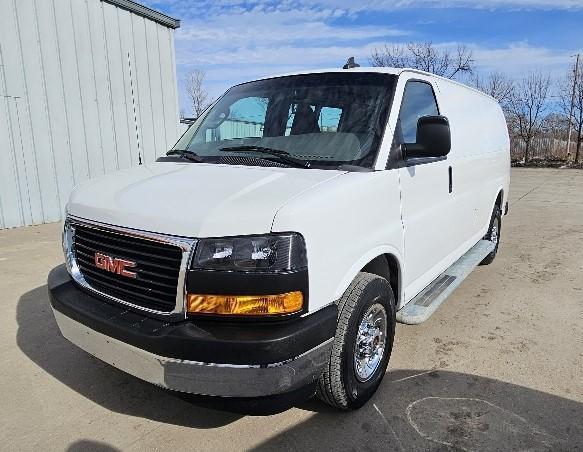 2021 GMC Savana 2500