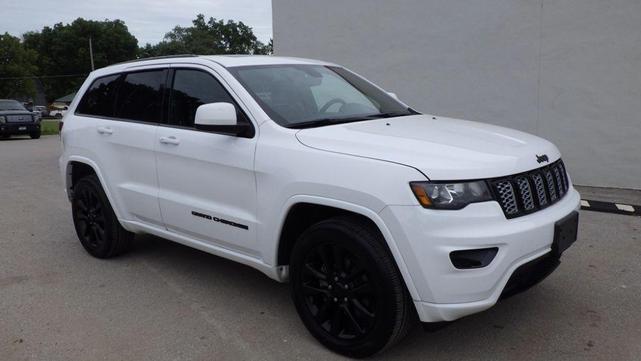 Photo of 2018 White Jeep Grand Cherokee