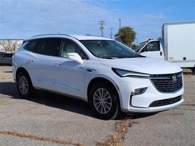 Photo of 2024 Summit White Buick Enclave