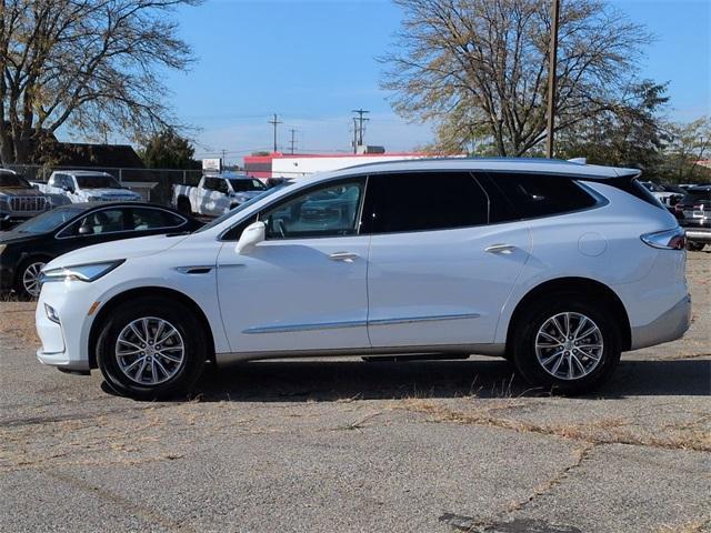 Photo of 2024 Summit White Buick Enclave