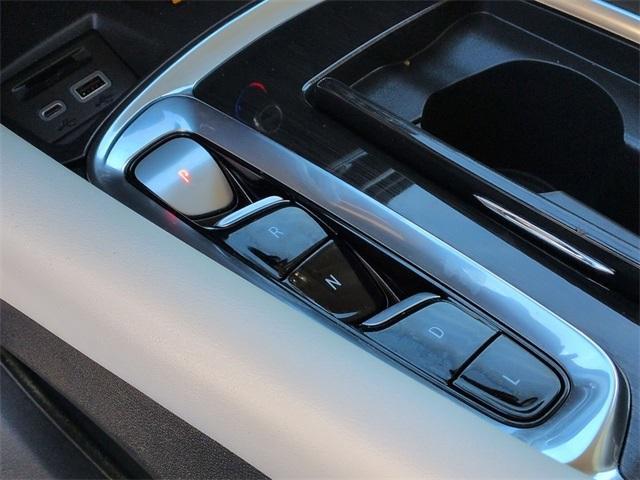 Photo of 2024 Summit White Buick Enclave