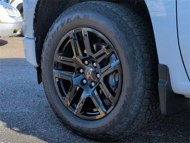 Photo of 2023 Summit White Chevrolet Silverado 1500