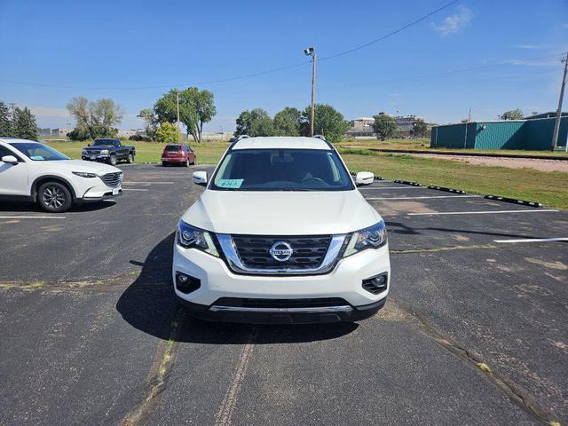 Photo of 2020 WHITE Nissan Pathfinder