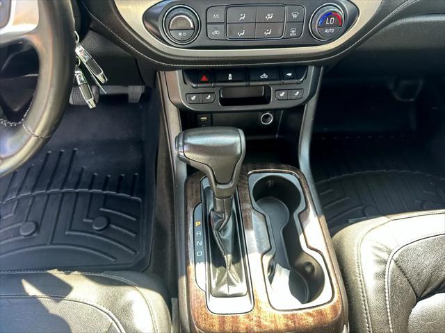 Photo of 2016 Bronze Alloy Metallic GMC Canyon