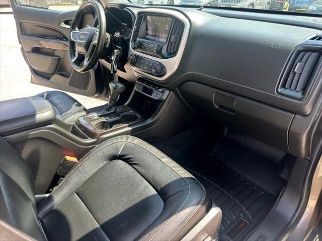 Photo of 2016 Bronze Alloy Metallic GMC Canyon