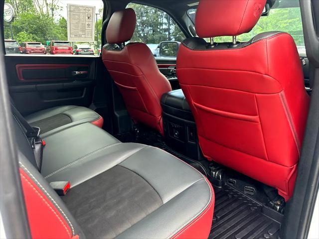Photo of 2016 Bright White Clearcoat RAM 1500