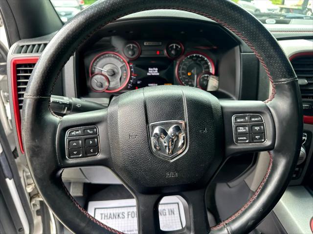 Photo of 2016 Bright White Clearcoat RAM 1500