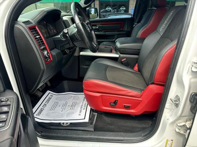 Photo of 2016 Bright White Clearcoat RAM 1500