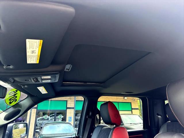 Photo of 2016 Bright White Clearcoat RAM 1500
