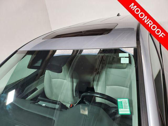Photo of 2020 Lunar Silver Metallic Honda Odyssey