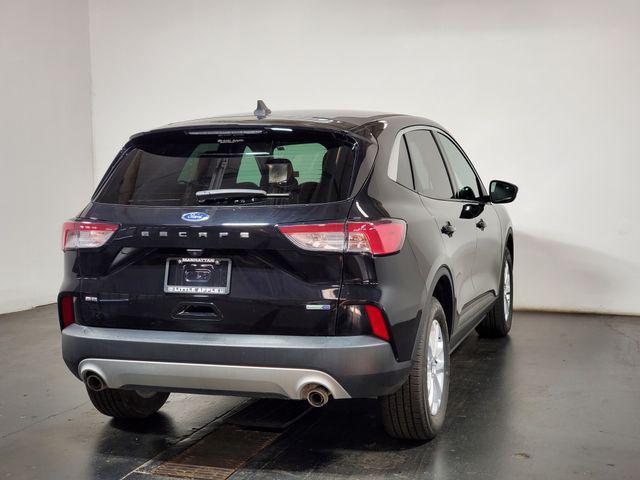 Photo of 2020 Agate Black Metallic Ford Escape