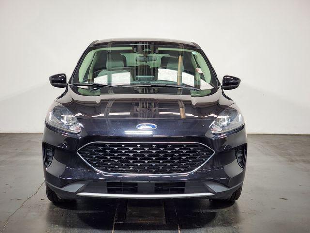 Photo of 2020 Agate Black Metallic Ford Escape