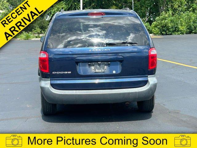 Photo of 2006 Midnight Blue Pearlcoat Dodge Caravan