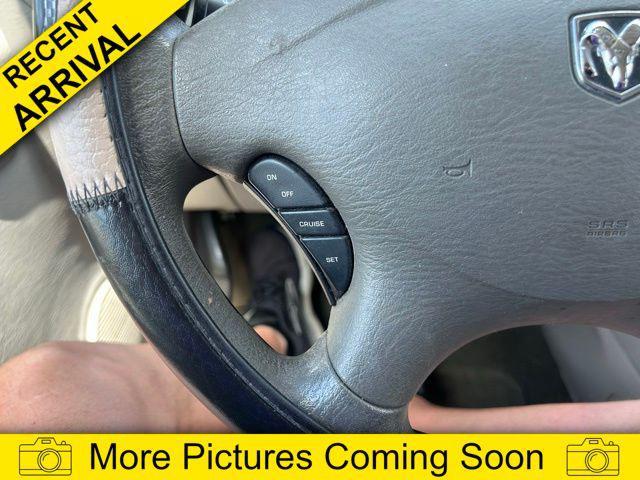 Photo of 2006 Midnight Blue Pearlcoat Dodge Caravan