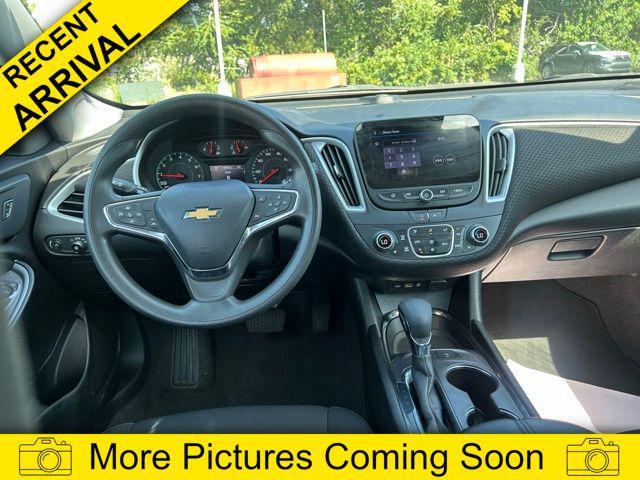 Photo of 2024 Summit White Chevrolet Malibu