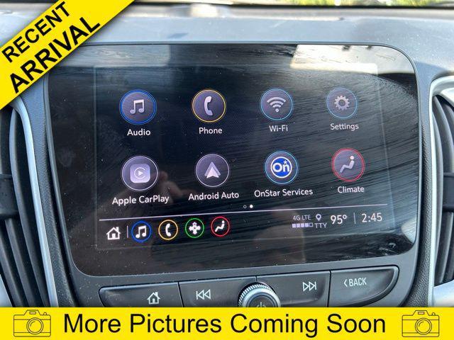 Photo of 2024 Summit White Chevrolet Malibu