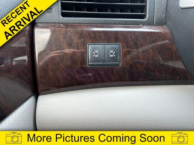 Photo of 2013 Platinum Graphite Metallic Nissan Quest