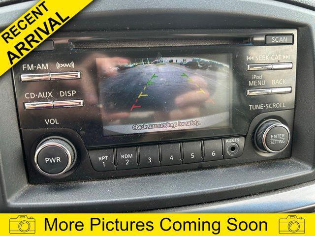 Photo of 2013 Platinum Graphite Metallic Nissan Quest