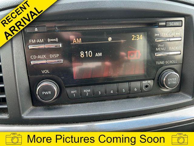Photo of 2013 Platinum Graphite Metallic Nissan Quest
