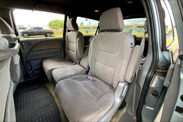Photo of 2010 Silver Honda Odyssey