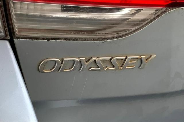 Photo of 2010 Silver Honda Odyssey