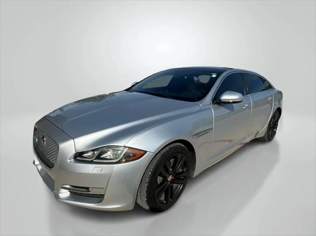 2016 Jaguar XJ