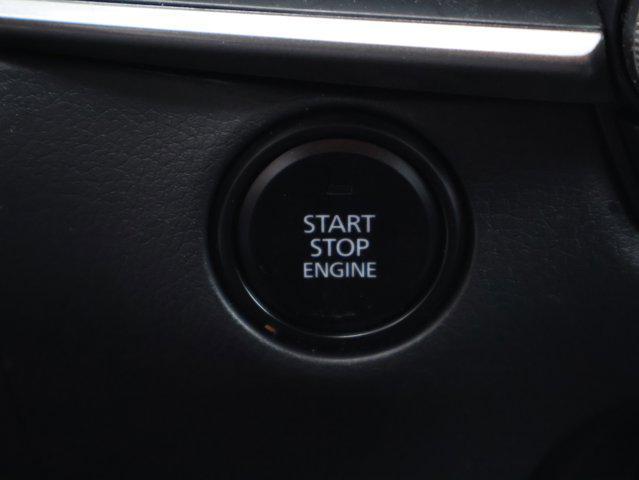Photo of 2022 Snowflake White Pearl Mica Mazda CX-30