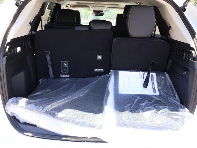 Photo of 2025 Rhodium White Premium Mazda CX-90