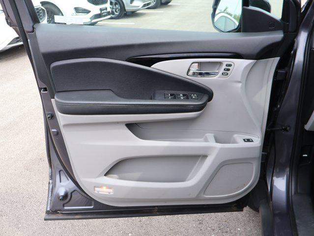 Photo of 2022 Modern Steel Metallic Honda Pilot