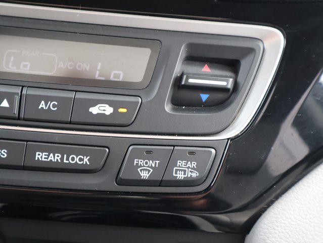 Photo of 2022 Modern Steel Metallic Honda Pilot