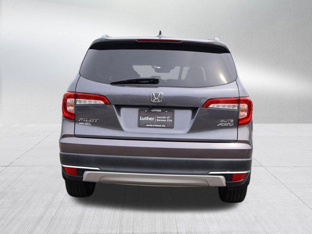 Photo of 2022 Modern Steel Metallic Honda Pilot