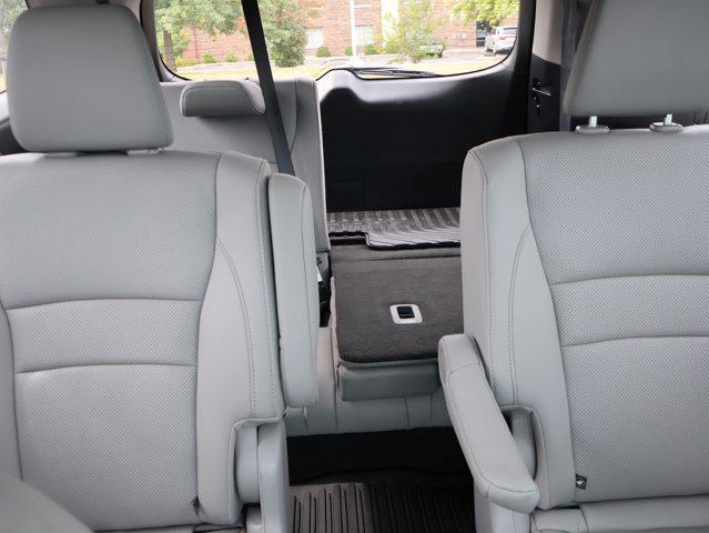 Photo of 2022 Modern Steel Metallic Honda Pilot